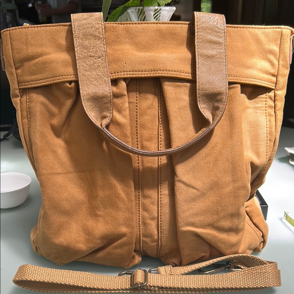 WE THE FREE 🤎🤎 Whitney Heritage Bag  (NWOT)